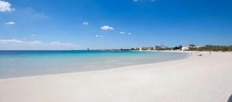 Holiday Home 'Villa Heart Island Sea View' with Sea View, Wi-Fi and Air Conditioning