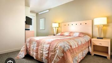 2 bedrooms, iron/ironing board, bed sheets