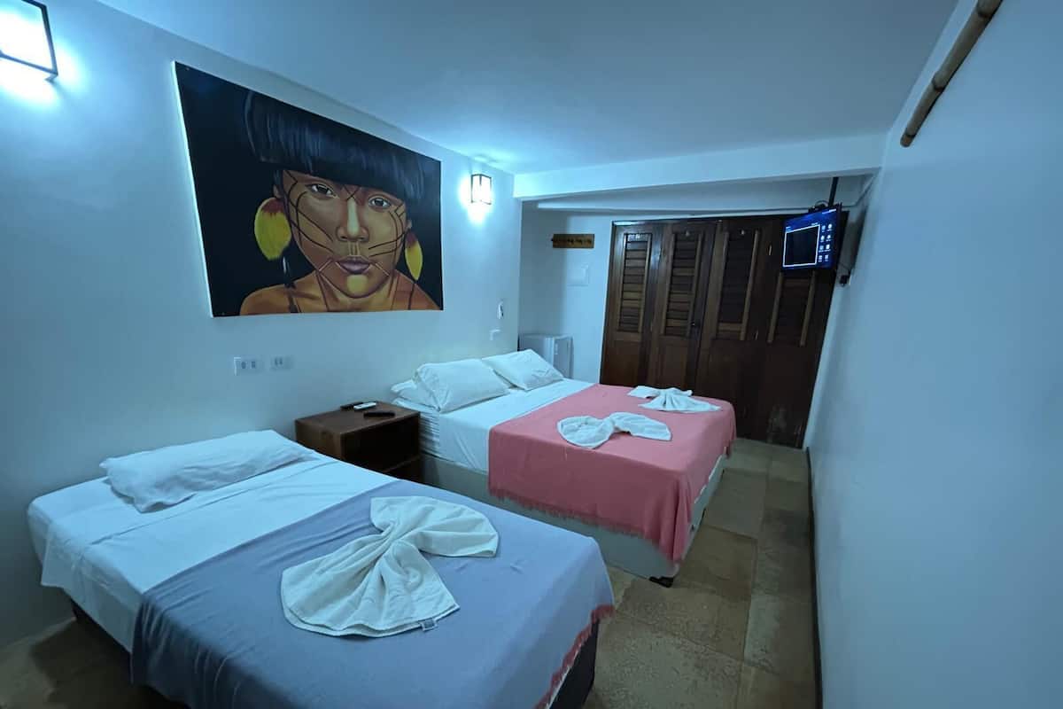 Habitación cuádruple, balcón, vistas al jardín | Wifi gratis