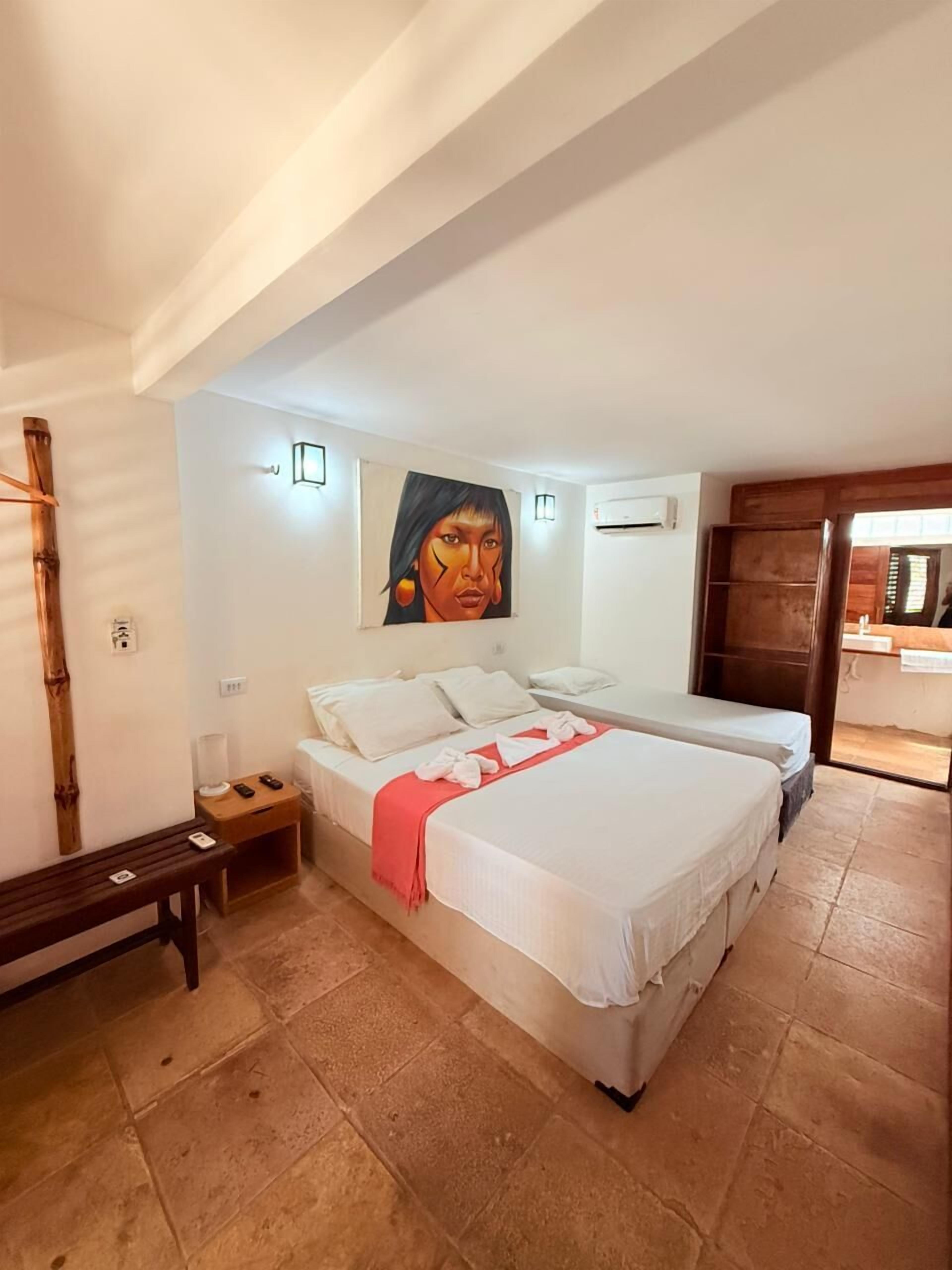 Habitación básica doble, balcón, vistas al jardín | Wifi gratis y ropa de cama