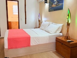 WiFi (free), bed sheets
