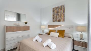 4 bedrooms, free WiFi, bed sheets