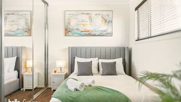 3 bedrooms, iron/ironing board, free WiFi, bed sheets