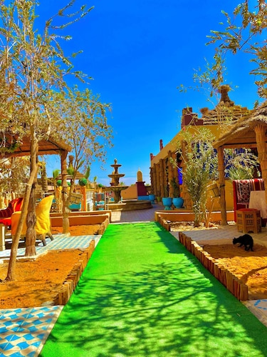 Auberge trans Sahara . 