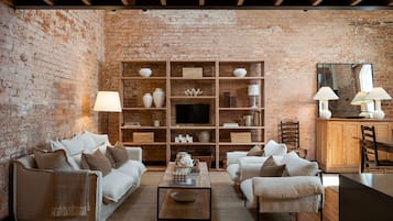 Apartment, 2 Bedrooms | Living area