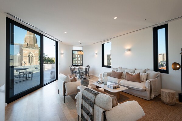 Luxury-Penthouse, 2 Schlafzimmer | Wohnbereich