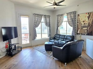 تلفزيون ذكي