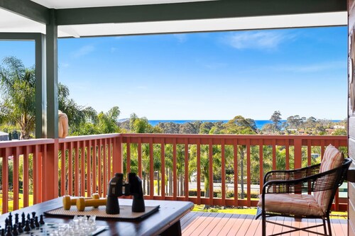 Fabulous Family sized Coastal Retreat