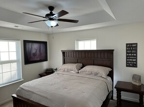 3 soverom, strykejern/-brett, wi-fi (inkludert) og sengetøy