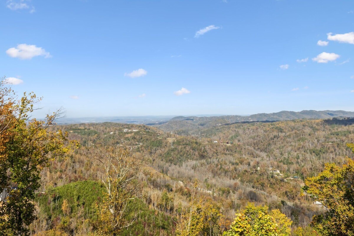 Photo 55 of "Close Enough to Perfect" – Luxurious 4-Bedroom Cabin with Game Room & Stunning Views!