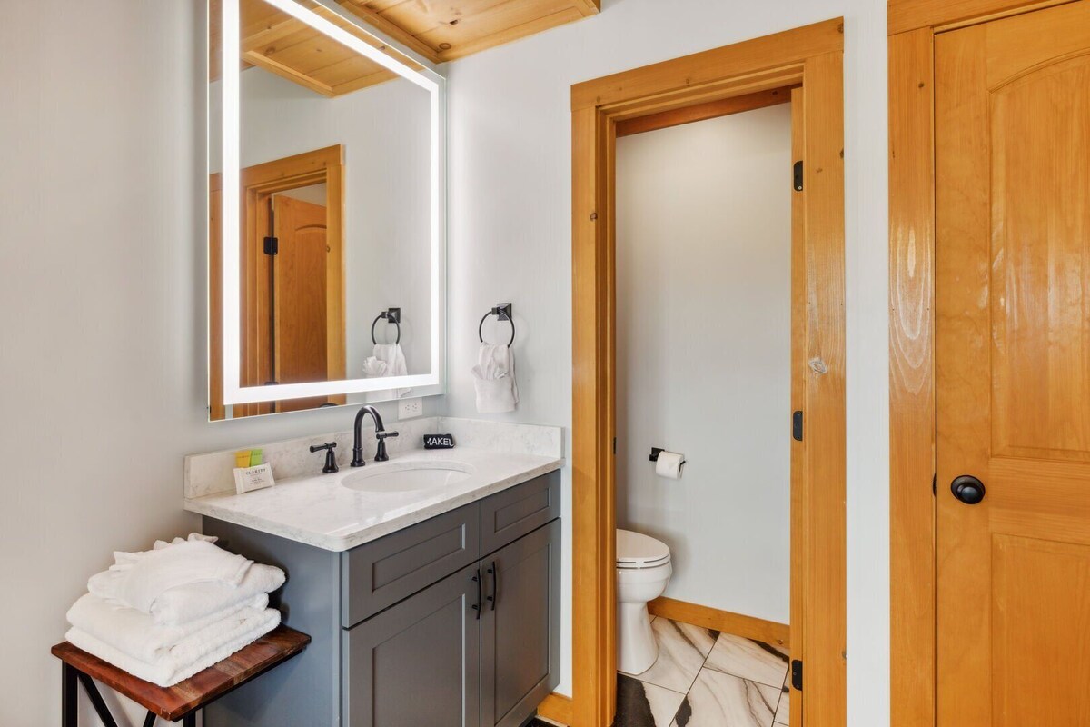 Photo 94 of "Close Enough to Perfect" – Luxurious 4-Bedroom Cabin with Game Room & Stunning Views!