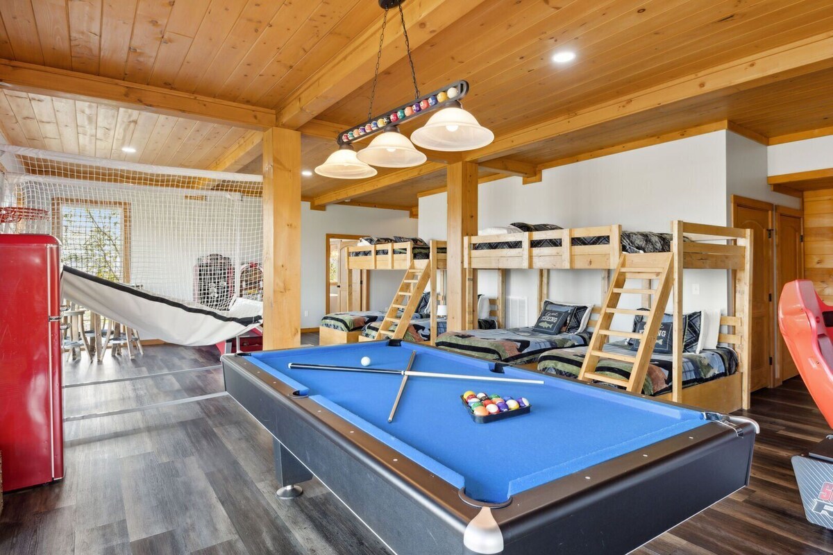 Photo 51 of "Close Enough to Perfect" – Luxurious 4-Bedroom Cabin with Game Room & Stunning Views!
