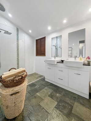 Towels, soap, toilet paper