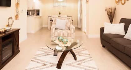 Luxury Modern Home - Coral Springs, Florida