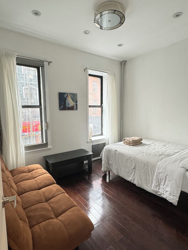 1 bedroom, iron/ironing board, WiFi, bed sheets