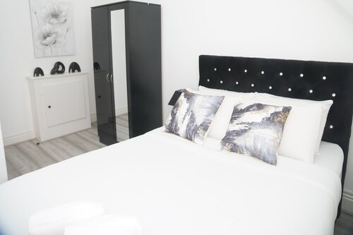 Make everyday special with a stay at Harmony suite!