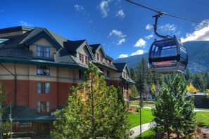 Exterior - Luxury 1-Bedroom Marriott's Timber Lodge villa for New Year week special! (South Lake Tahoe)