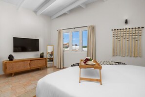 2 bedrooms, iron/ironing board, WiFi, bed sheets - Renovated ~ Location ~ Private Pool ~ Casa Calichi (Noord)