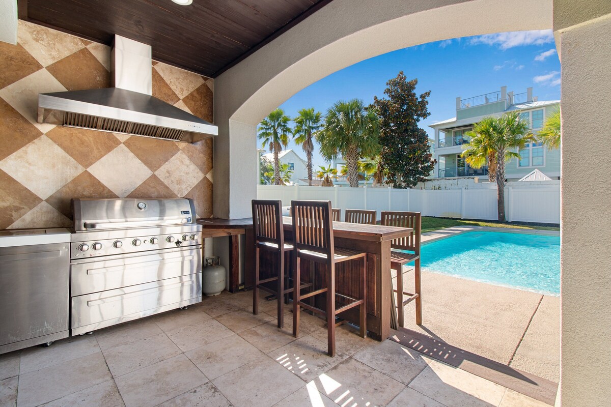 Photo 8 of 🌞 Walking on Sunshine | Golf Cart | Movie Theater | 2 Pools | Free Parasailing and Golf!