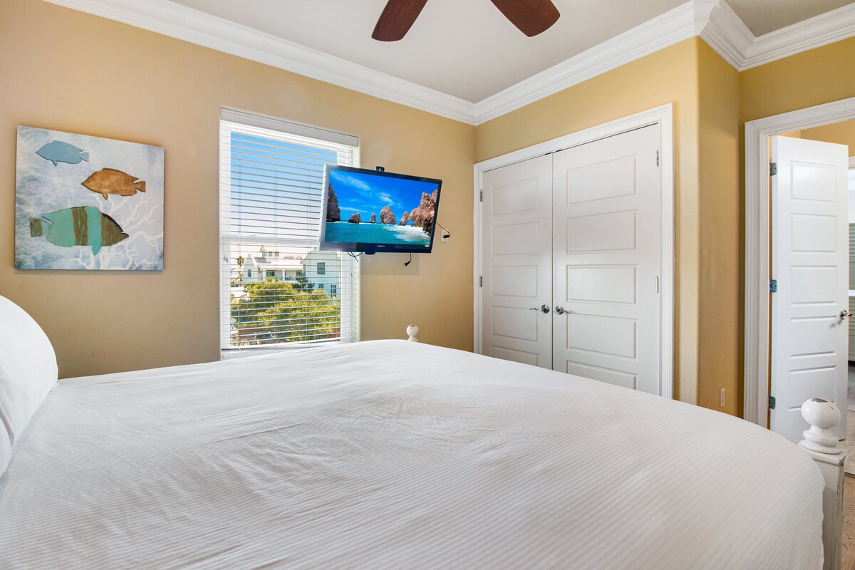 Photo 60 of 🌞 Walking on Sunshine | Golf Cart | Movie Theater | 2 Pools | Free Parasailing and Golf!