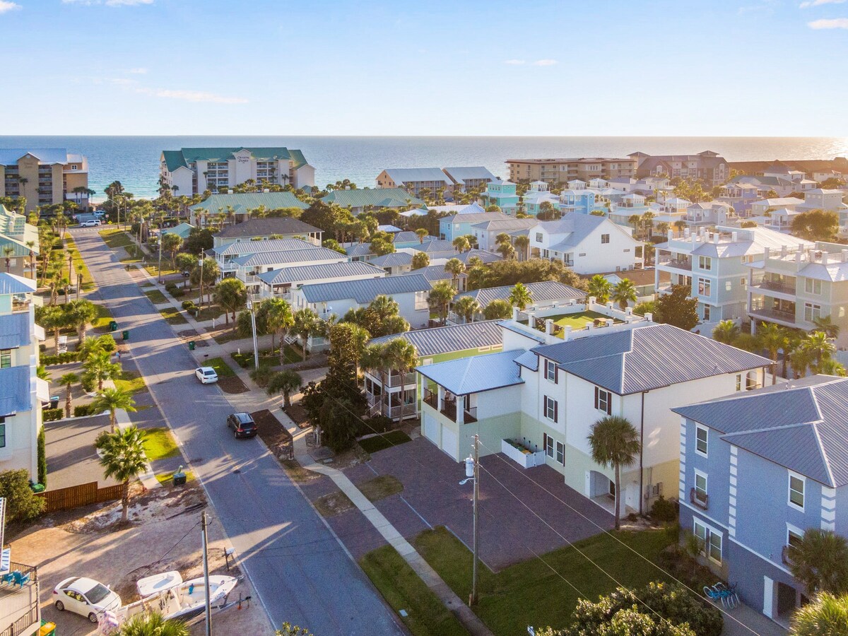 Photo 99 of 🌞 Walking on Sunshine | Golf Cart | Movie Theater | 2 Pools | Free Parasailing and Golf!
