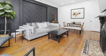Luxury 2 Bedroom, Sleeps 6, Downtown W Adams - 400