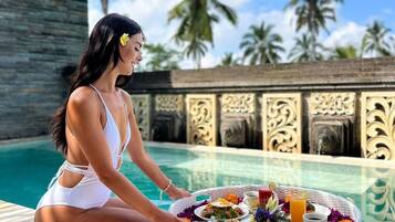 Daily buffet breakfast (IDR 211750 per person)