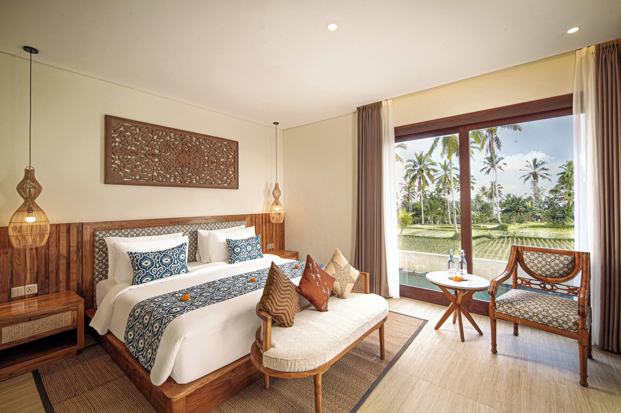 In-room safe, individually furnished, desk, laptop workspace