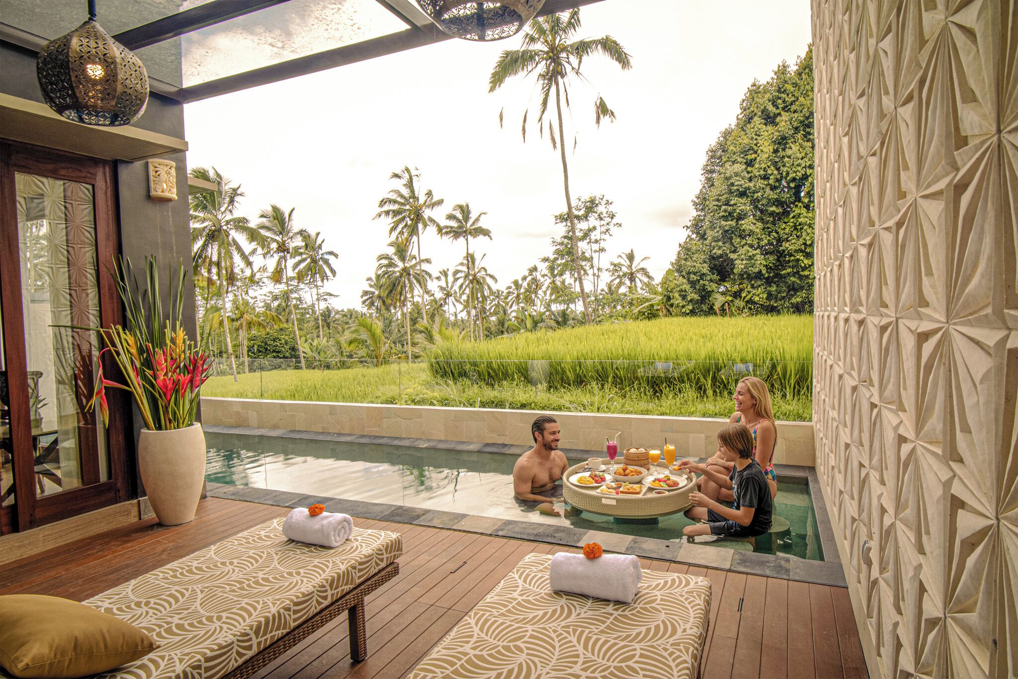 Grand villa, 2 slaapkamers, priv ézwembad | Terras