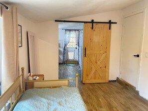 2 chambres, bureau, fer et planche Ă repasser, Wi-Fi