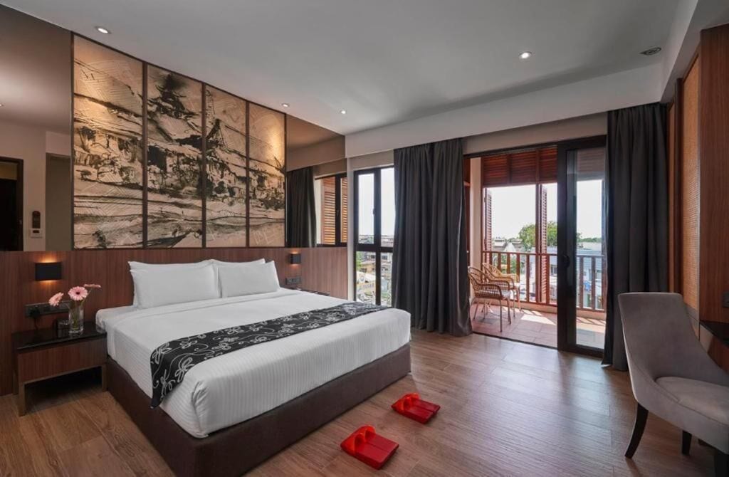 In-room safe, blackout curtains, iron/ironing board (on request)