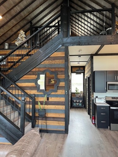 Nestled along the Mettowee River this charming  2-bedroom cabin in  Whitehall