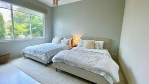 4 多间卧室、熨斗/熨衣板、WiFi、床单