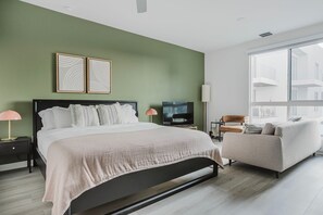 Bügeleisen/Bügelbrett, WLAN, Bettwäsche