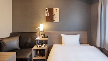 办公桌、笔记本电脑工作区、熨斗/熨板、免费 WiFi