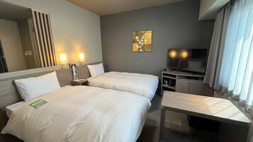 Comfort Twin Room, Non Smoking | Desk, laptop workspace, free WiFi