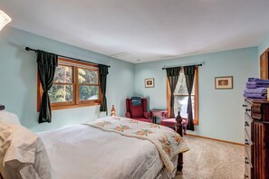 3 habitaciones, tabla de planchar con plancha, wifi y ropa de cama 