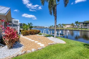 Property grounds - Bubbles UP BAY (Punta Gorda)