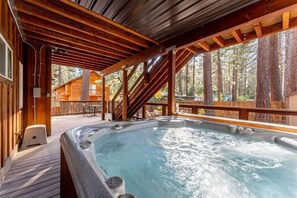 Terrace/patio - Kings Beach Retreat: Hot Tub, Walk to Beach (Kings Beach)