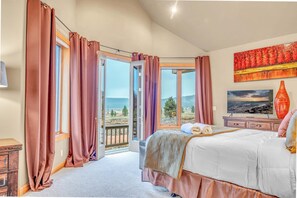 5 habitaciones, escritorio, wifi y ropa de cama 