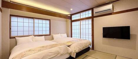 2 bedrooms, iron/ironing board, WiFi, bed sheets