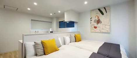 Iron/ironing board, WiFi