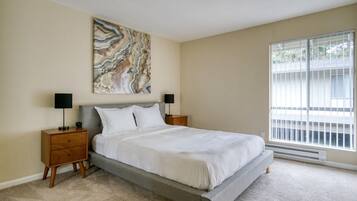 2 chambres, fer et planche à repasser, Wi-Fi, literie fournie