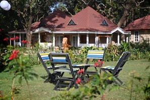 Rom – deluxe | Safe på rommet, strykejern/-brett og wi-fi (inkludert)