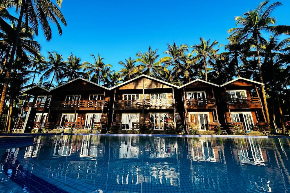 Seclude Eco Cottages