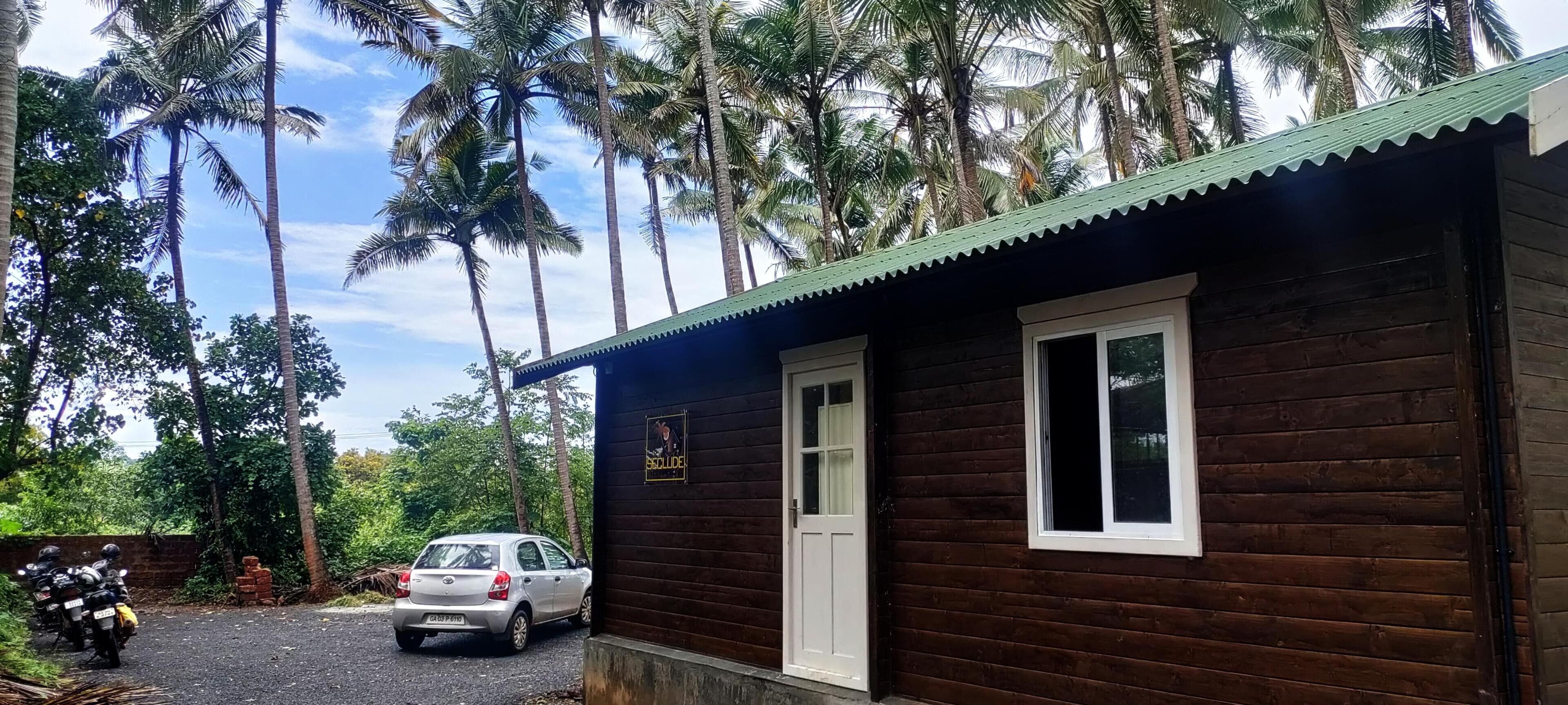 Pintu masuk hartanah