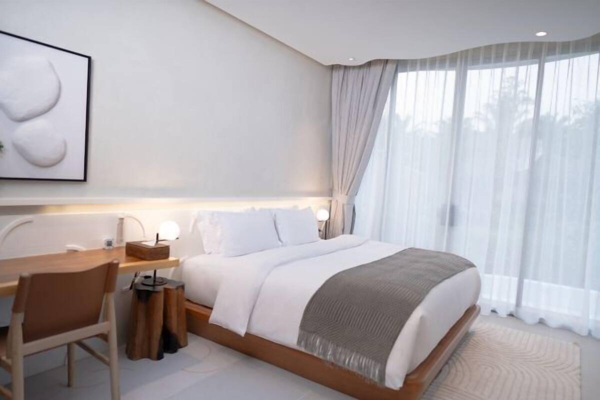 1 Schlafzimmer, hochwertige Bettwaren, Zimmersafe, Schreibtisch