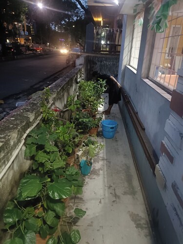 Cozy 1-bedroom apartment with WiFi, AC in delightful Kolkata