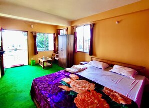 Comfort Double Room, Balcony, Hill View | Desk, laptop workspace, free WiFi - Golden Sunview Homesay (Kurseong)