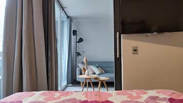 1 Schlafzimmer, Schreibtisch, WLAN, Bettwäsche